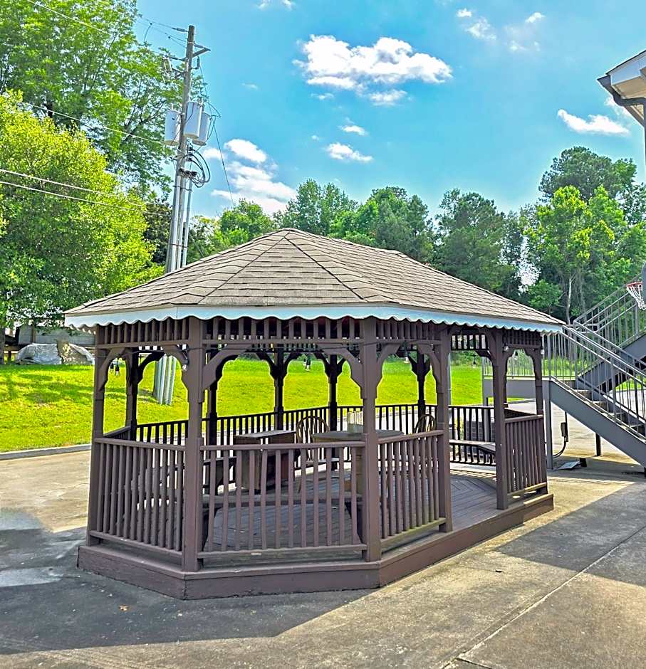 Meriwether Country Inn