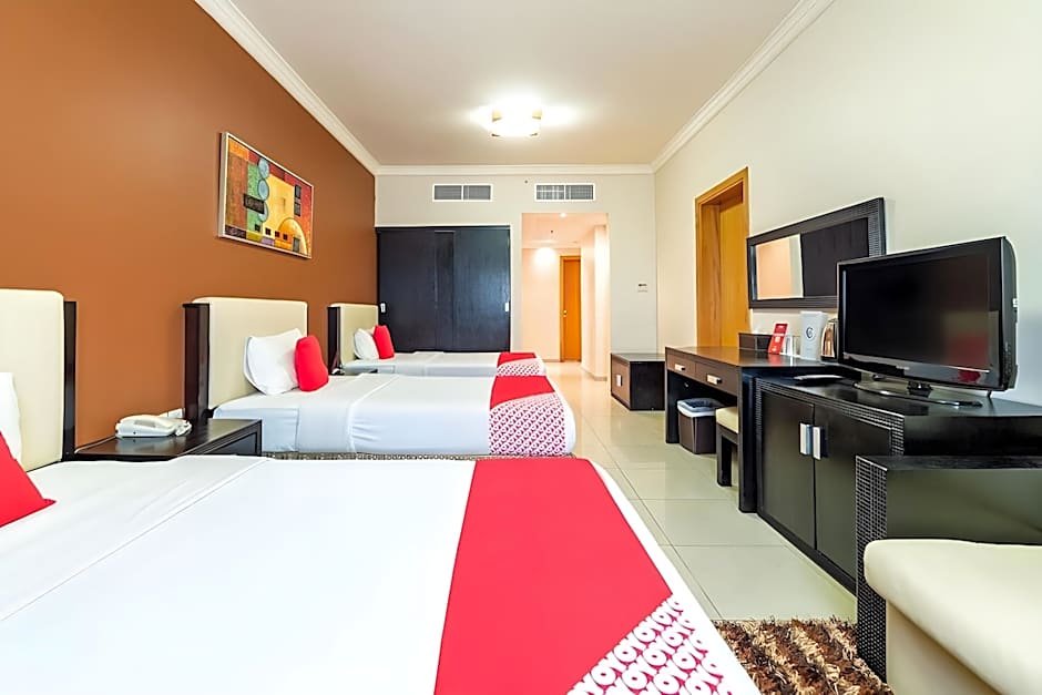 Crystal Plaza Hotel