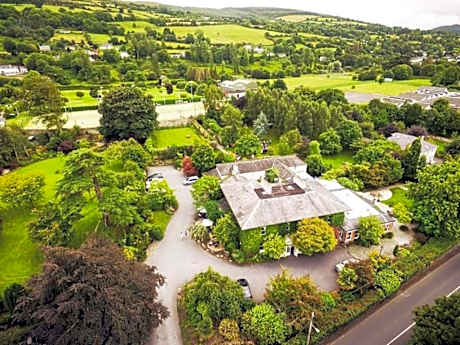 Raheen House Hotel