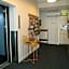 Adina Place Motel Apartments