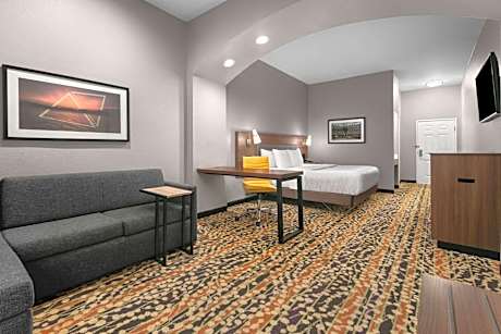 King Room with Bath Tub - Mobility Accessible/Non-Smoking