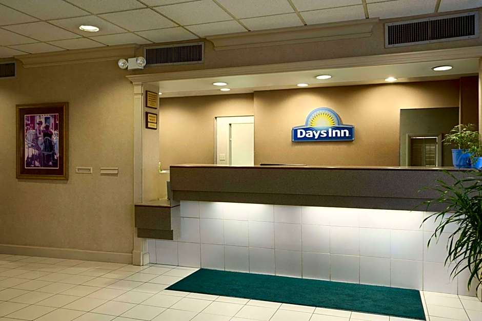 Days Inn by Wyndham Sidney OH
