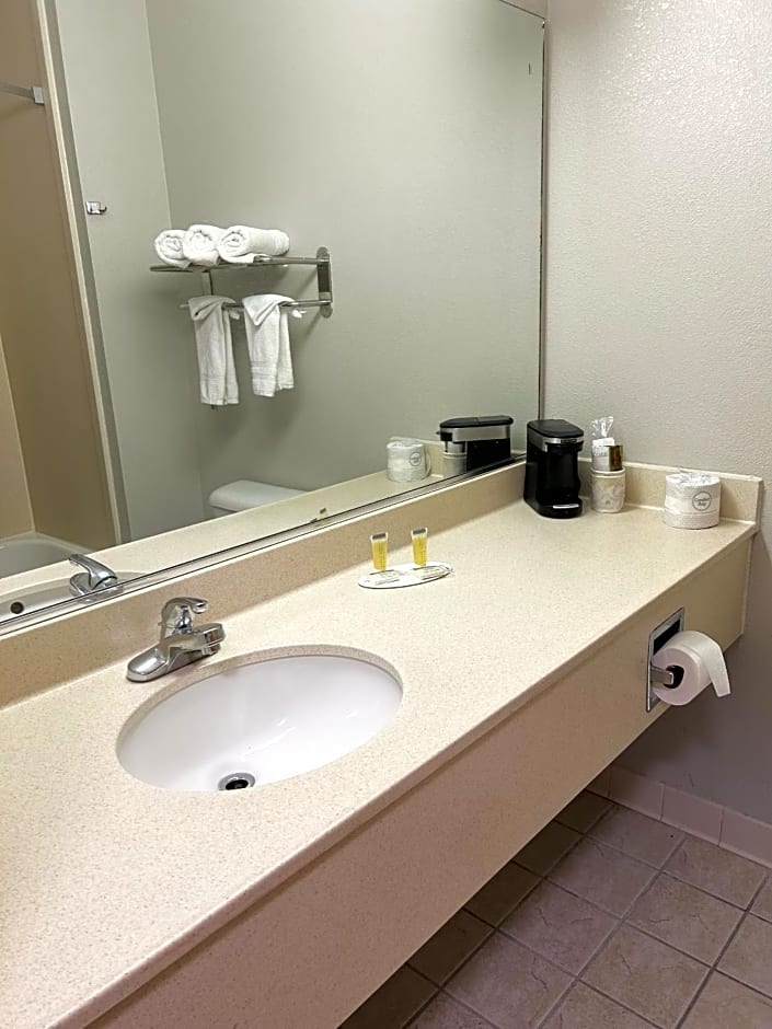 Days Inn by Wyndham Glen Allen