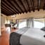 Dmora Retreat