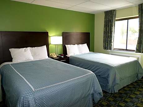 Suite with Two Double Beds - Non-Smoking