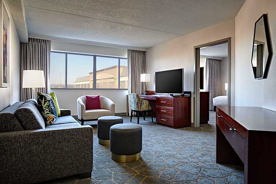 DoubleTree by Hilton Fairfield Hotel & Suites, NJ