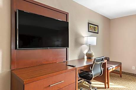 King Room - Accessible/Non-Smoking