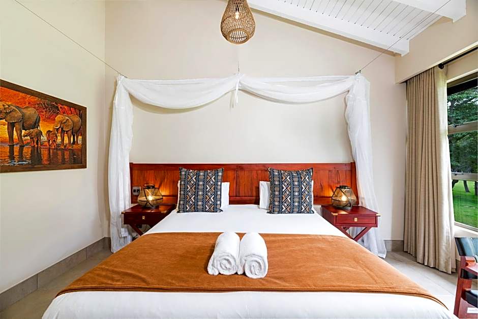 Hwange Safari Lodge
