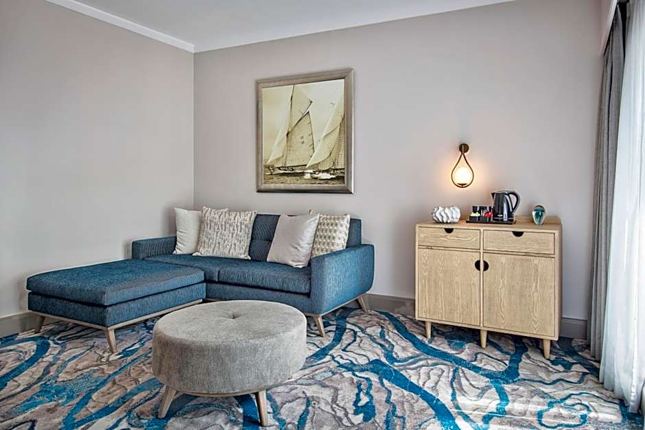 Le Suffren Hotel & Marina