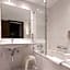 Swiss-Chalet Merlischachen - Romantik Schloss-Hotel am See