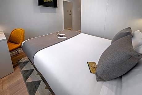 Small Single Room