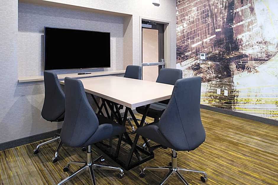 Courtyard by Marriott Kansas City Olathe