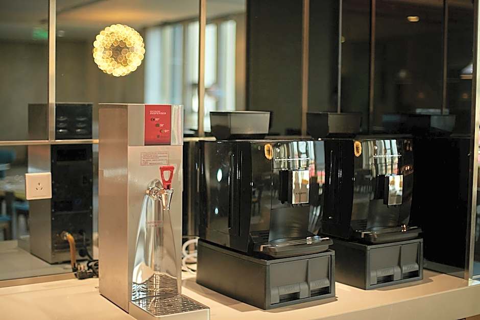 Holiday Inn Express Leshan City Square By IHG