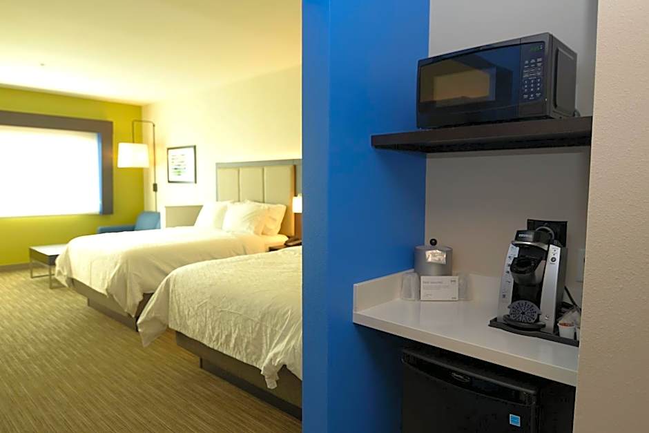 Holiday Inn Express & Suites Onalaska - La Crosse Area By IHG