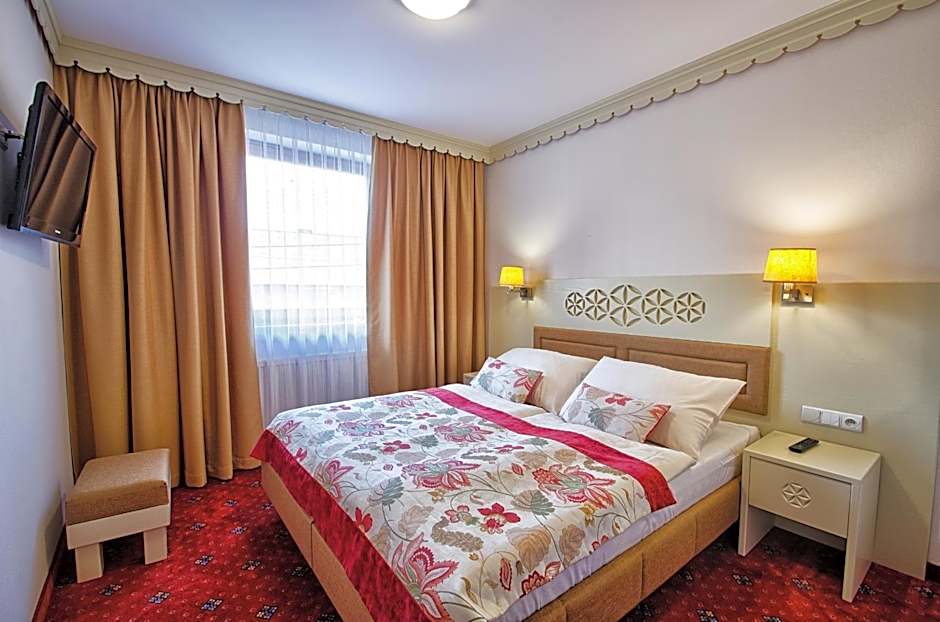 Hotel Toporów