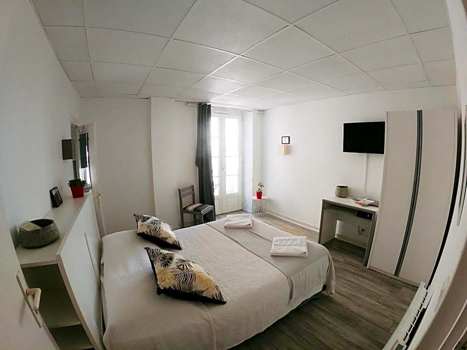 Le Petit Hôtel