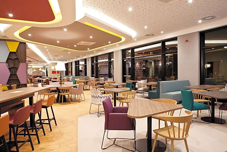 Hampton by Hilton Munich Airport South