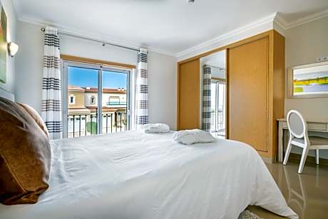 Two-Bedroom Premium Townhouse - 4 Adults