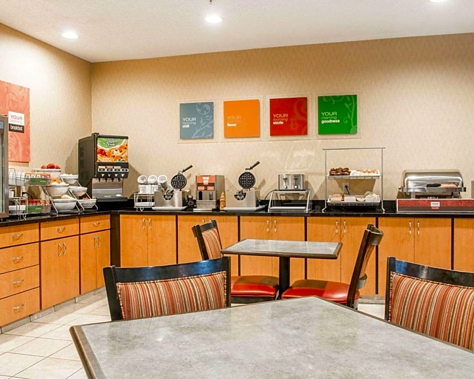 Comfort Suites Saginaw