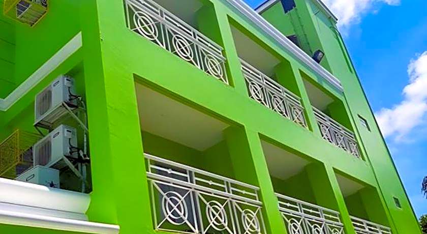 Hotel Camila 2
