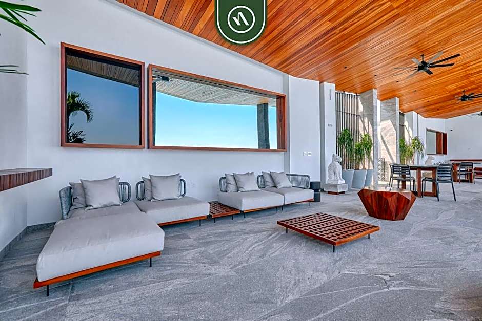 Amazing 1 BR Condo with Terrace - Rooftop Pool
