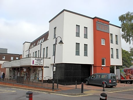 HOF - Central Point Apartments