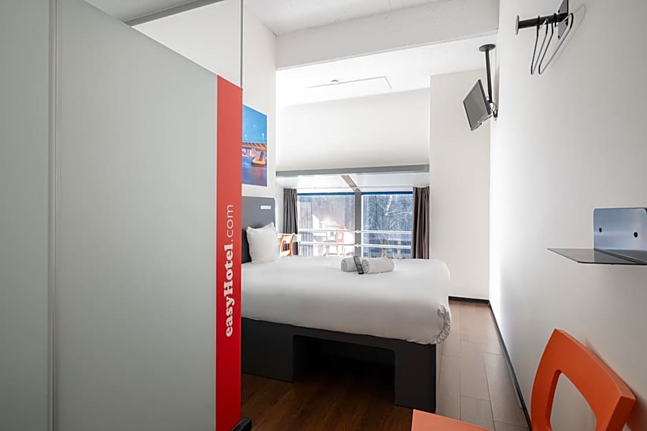 easyHotel Rotterdam City Centre
