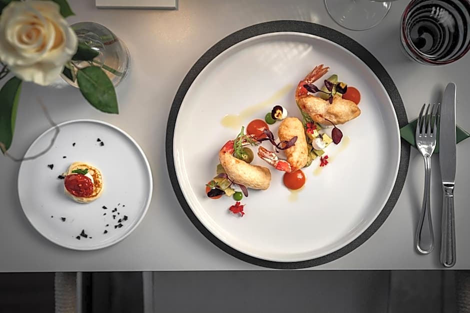 Hotel Eden Roc Suites