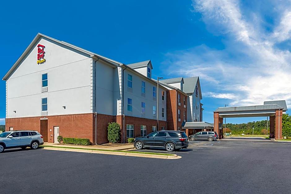 Red Roof PLUS+ & Suites Birmingham - Bessemer