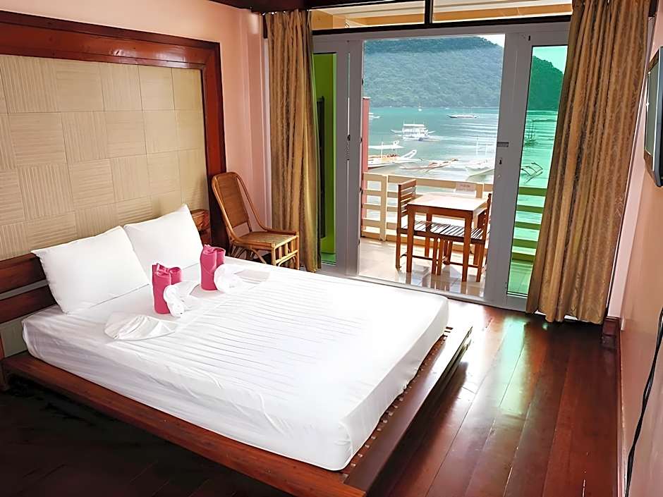 El Nido Beach Hotel