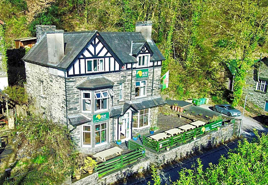 The Vagabond Bunkhouse
