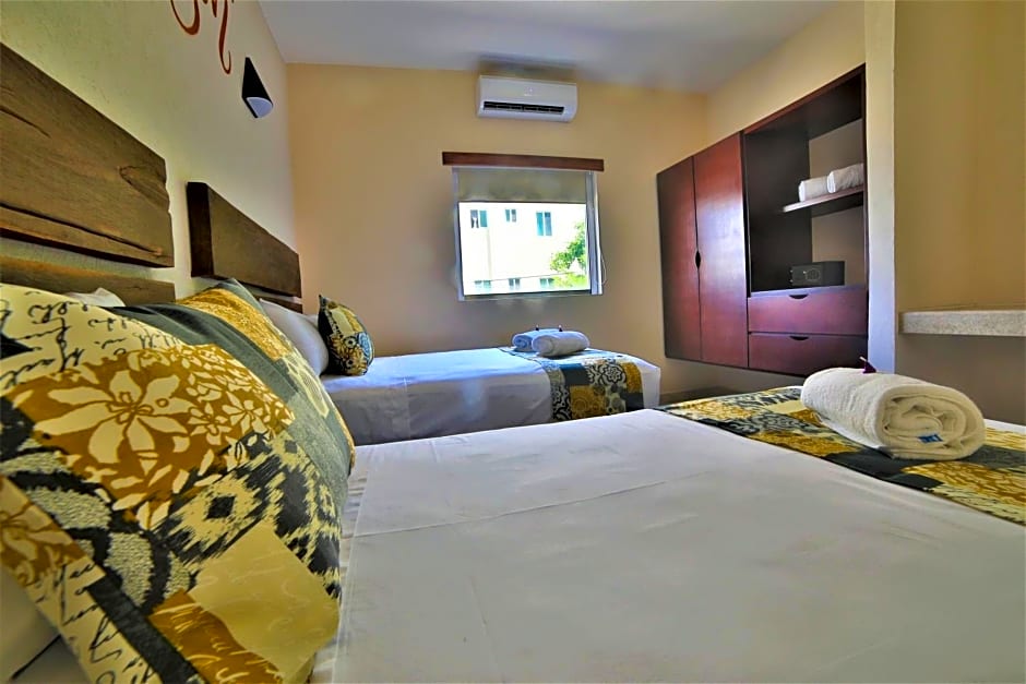 Hotel 12 BEES by Kavia