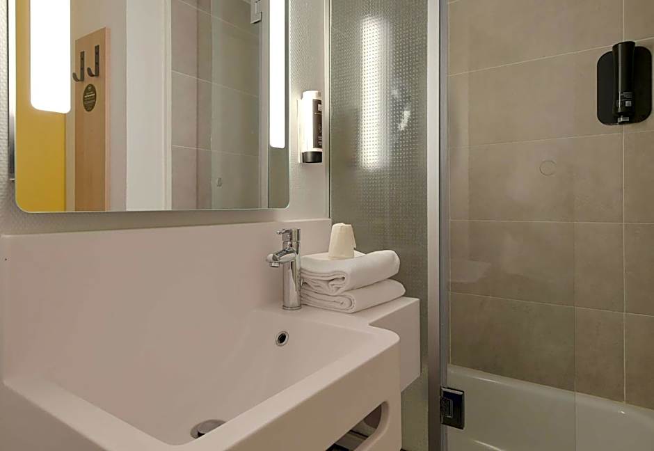 B&B HOTEL Le Mans Nord 1