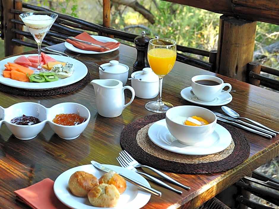 aha Thakadu River Camp