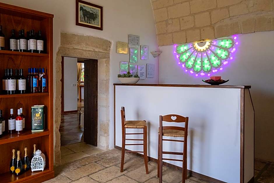 Agriturismo Alonì Costarella Masseria