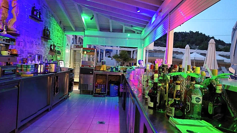 Aphrodite Beach Hotel