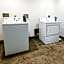 HomeTowne Studios by Red Roof San Antonio - SeaWorld Northwest