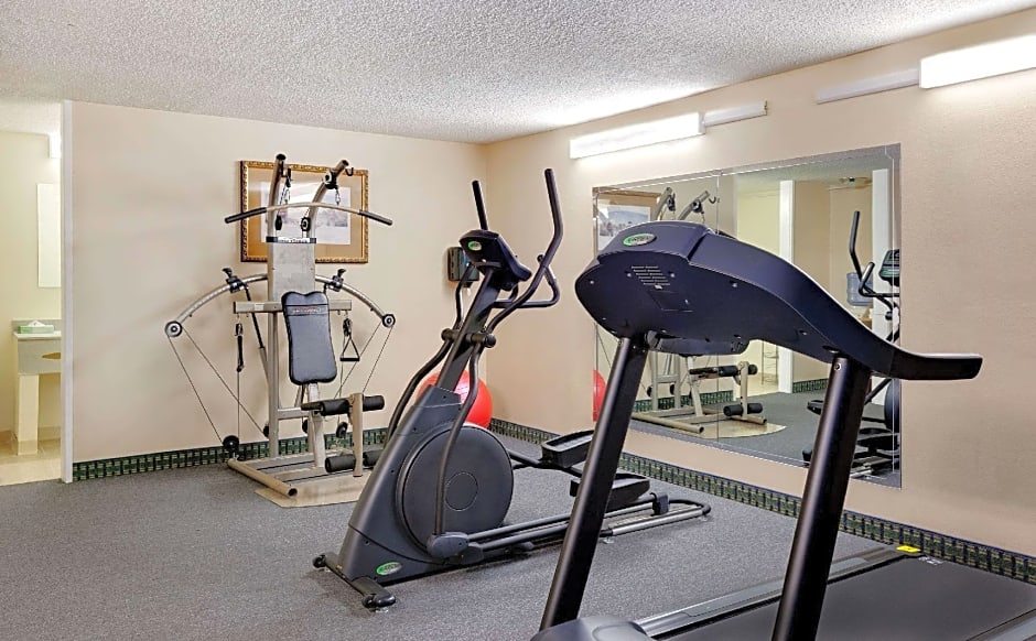 Days Inn by Wyndham Lafayette Near Lafayette Airport