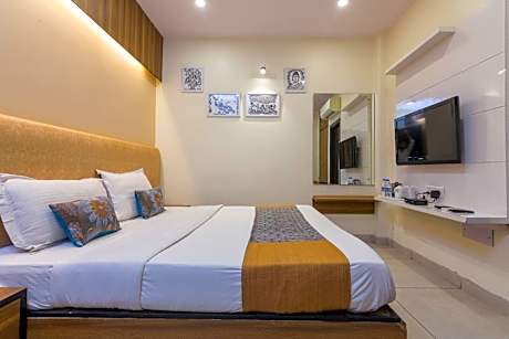 Compact Double Room