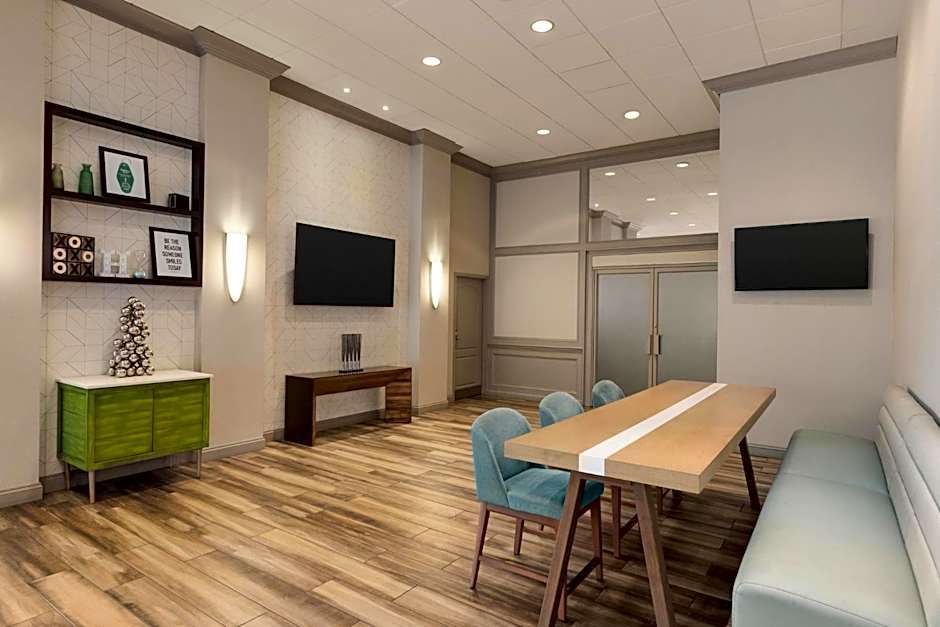 Holiday Inn Boston - Cambridge Area by IHG 