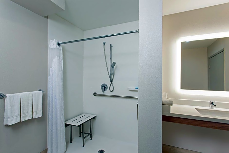 Holiday Inn Express Mira Mesa San Diego, an IHG Hotel