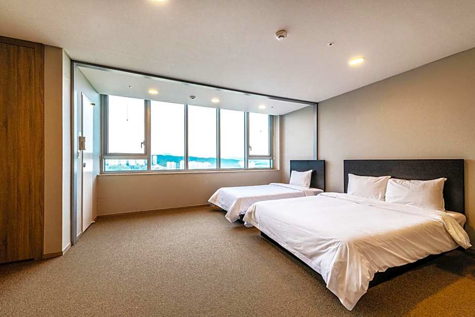 The Triny Urban Suites