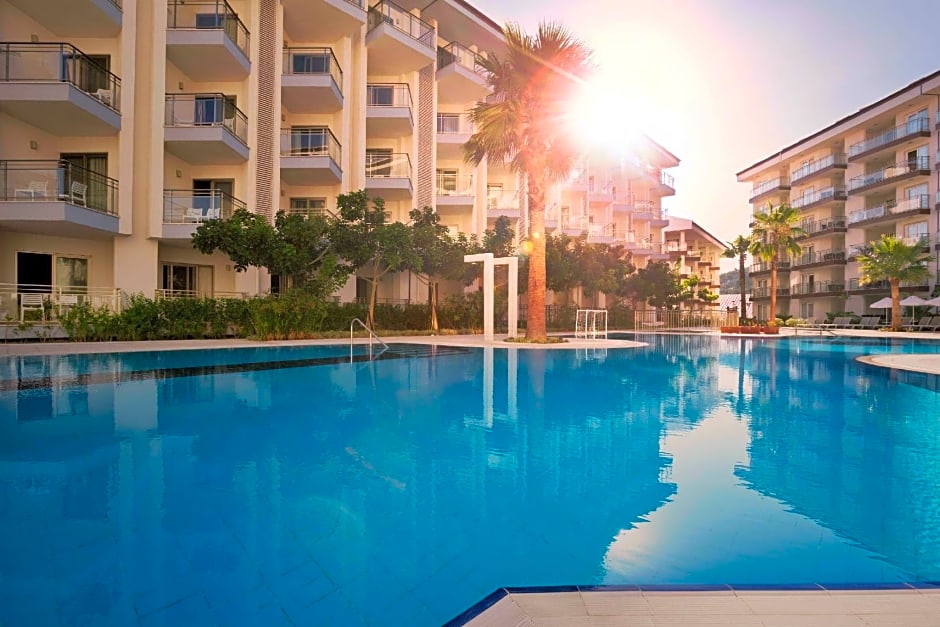 Ramada Hotel & Suites by Wyndham Kusadasi