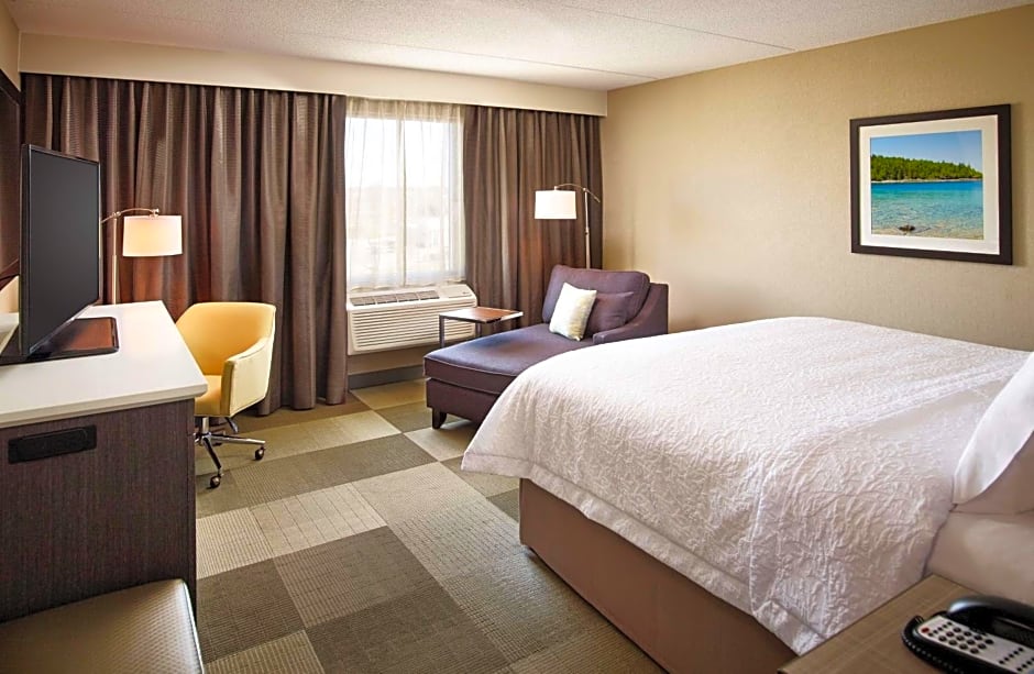 Hampton Inn by Hilton Sarnia-Point Edward