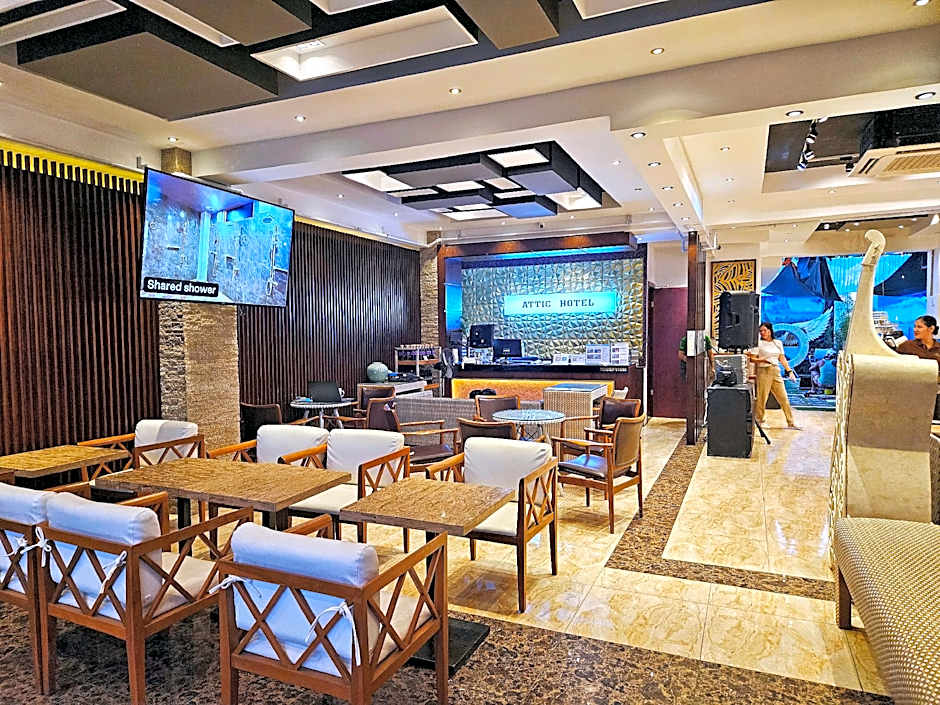 Attic Capsule Hotel – City of Lapu-Lapu, IL