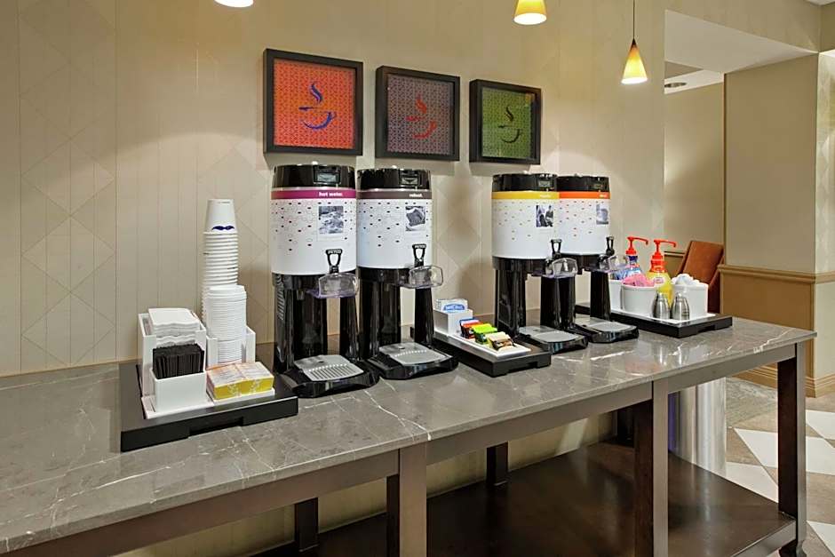 Hampton Inn By Hilton & Suites Plattsburgh