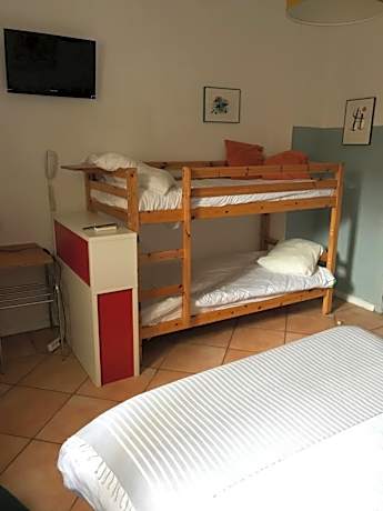 Quadruple Room with Shower