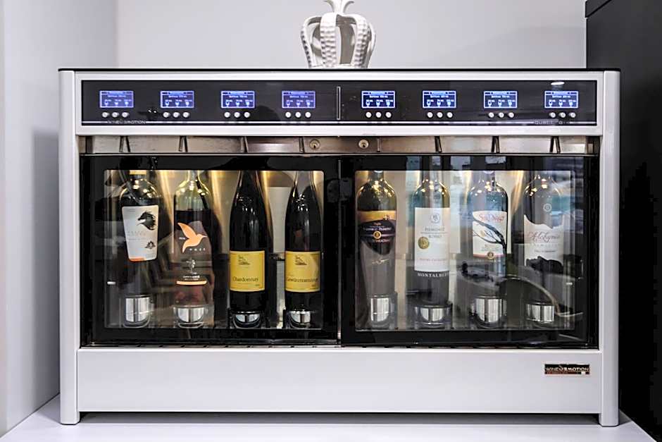 Art & Wine Boutique Hotel