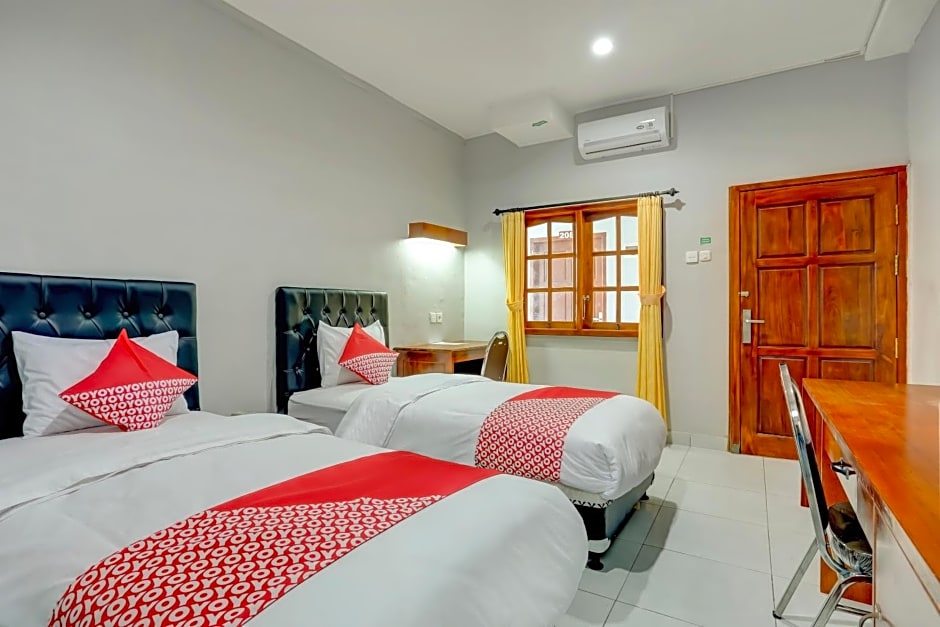 OYO 90089 Hotel Satria Syariah