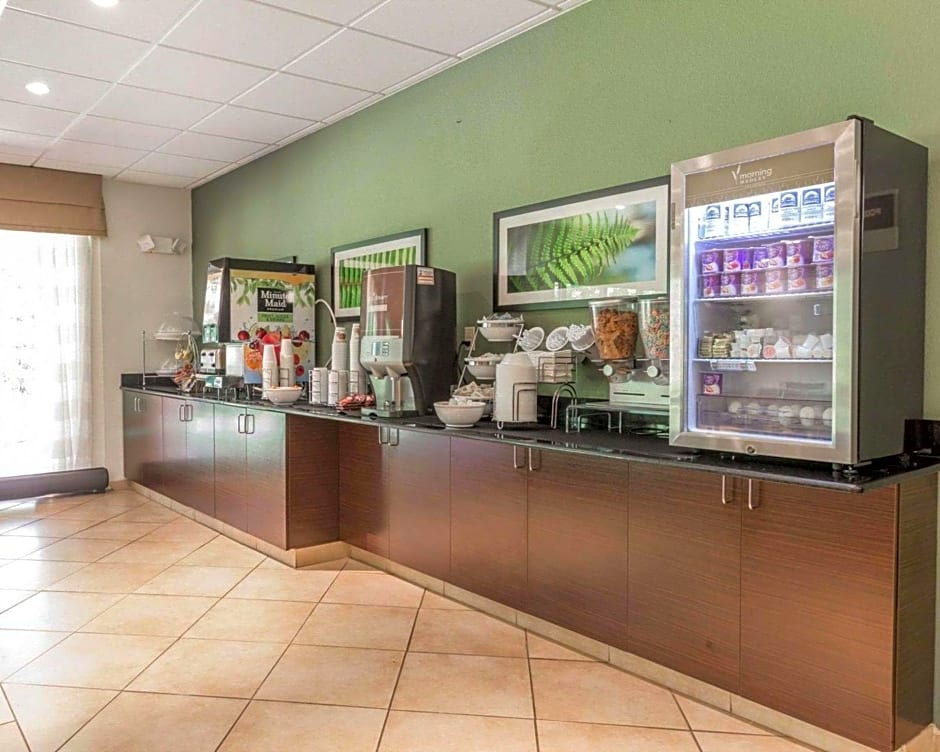 Sleep Inn & Suites